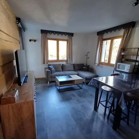 Appartement 4-6 Personnes - Piscines - - Haute Savoie